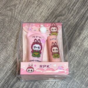 🌵5 for $20🌵 RPK Pink Hand Cream and Lipstick Set
